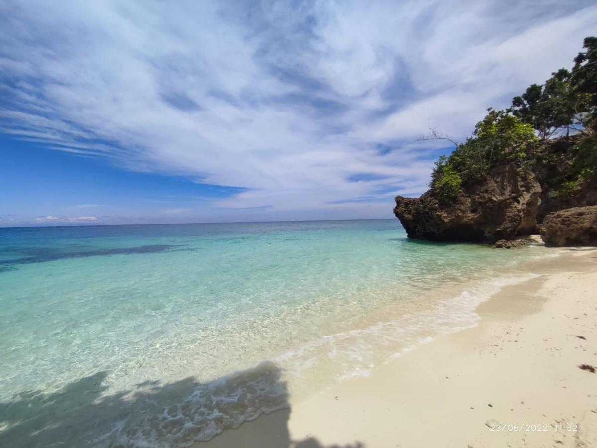Bugnaw Si-E Beach Resort ボホール エクステリア 写真