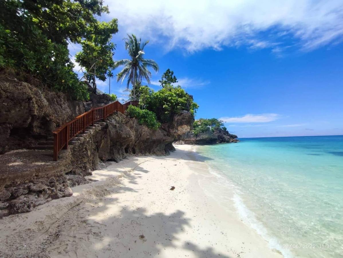Bugnaw Si-E Beach Resort ボホール エクステリア 写真